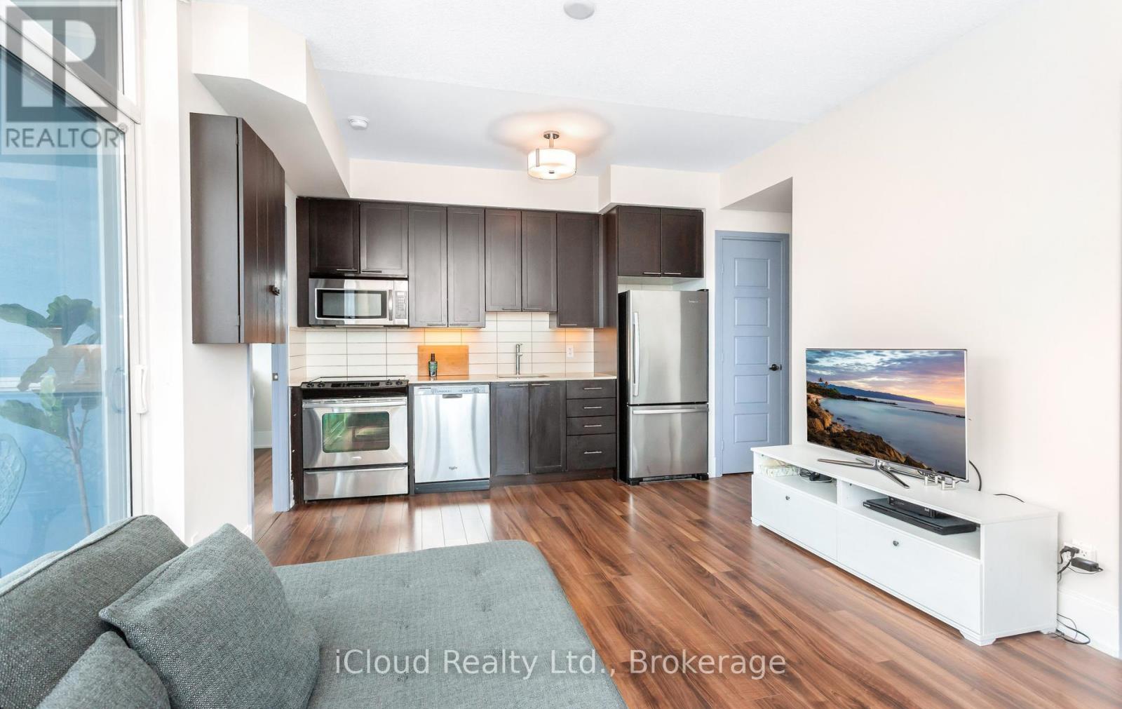 #2502 15 VIKING LANE - 19
