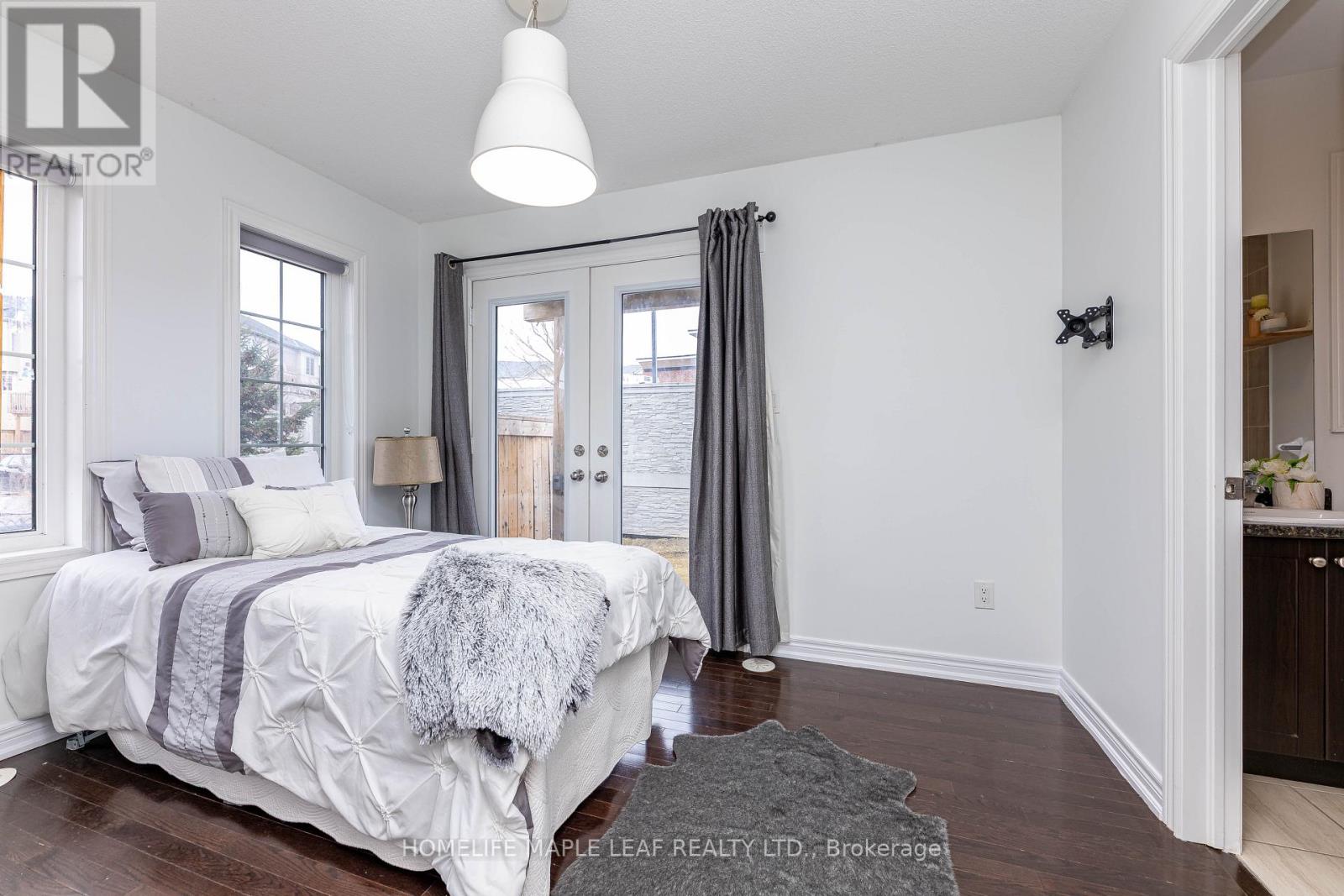 2 CEDARLAND ROAD E - 18