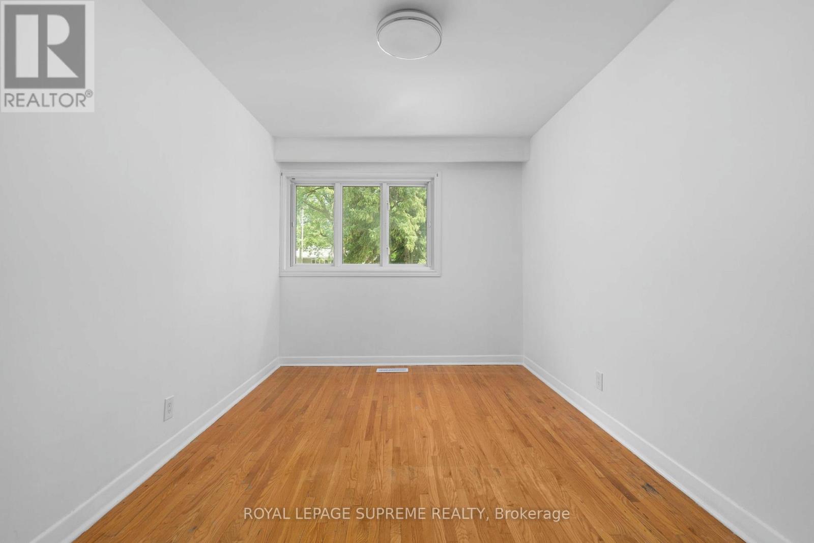 30 BENWAY DRIVE - 21