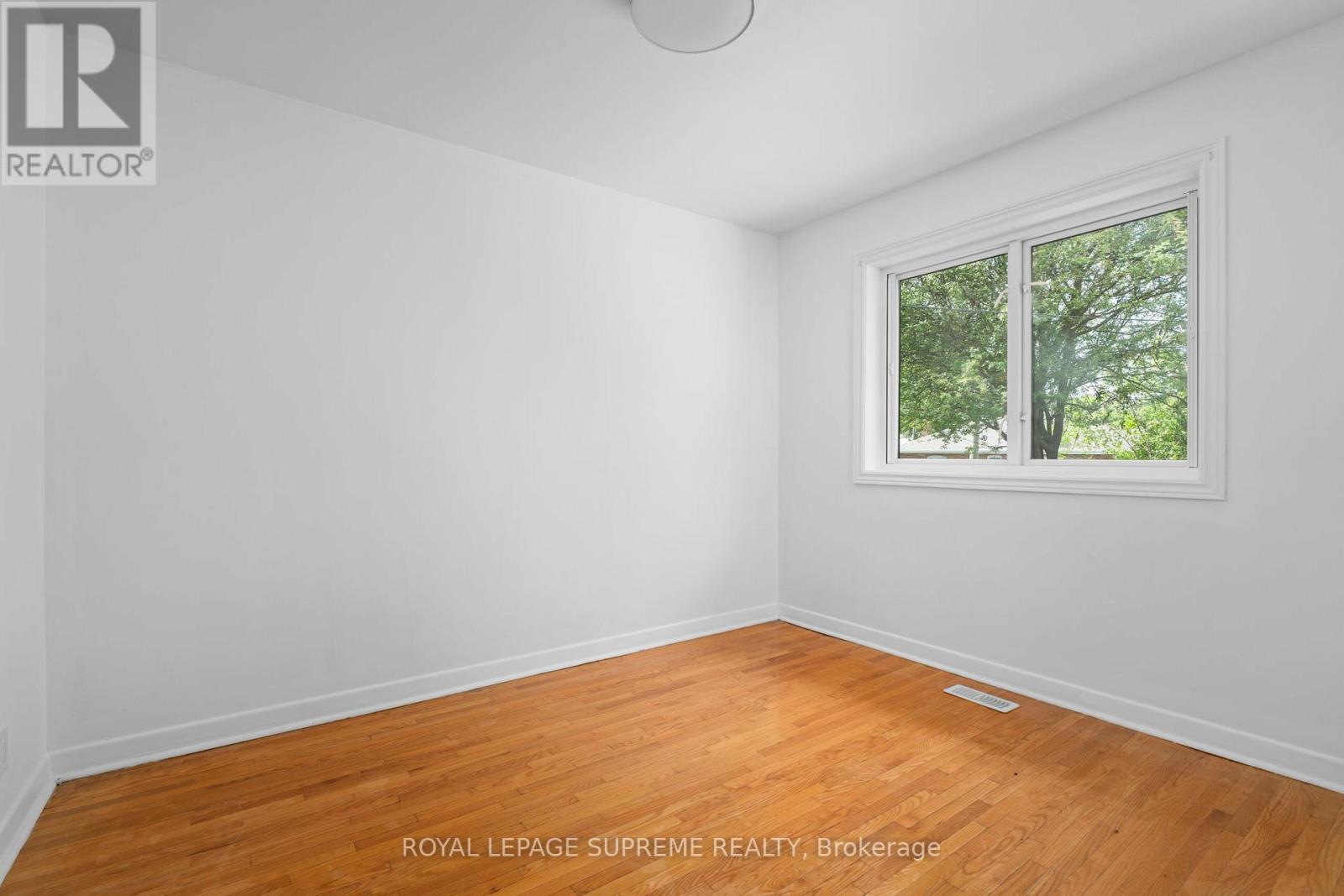 30 BENWAY DRIVE - 23