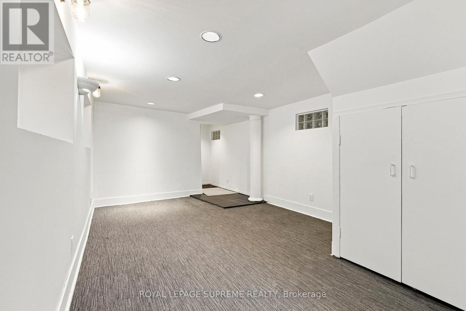 30 BENWAY DRIVE - 29