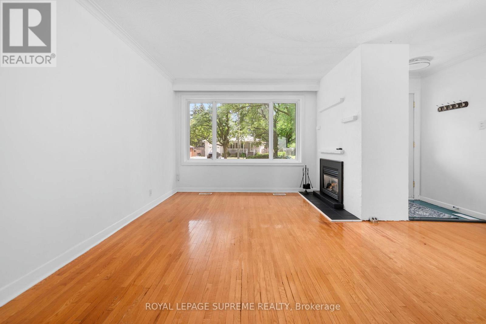 30 BENWAY DRIVE - 5