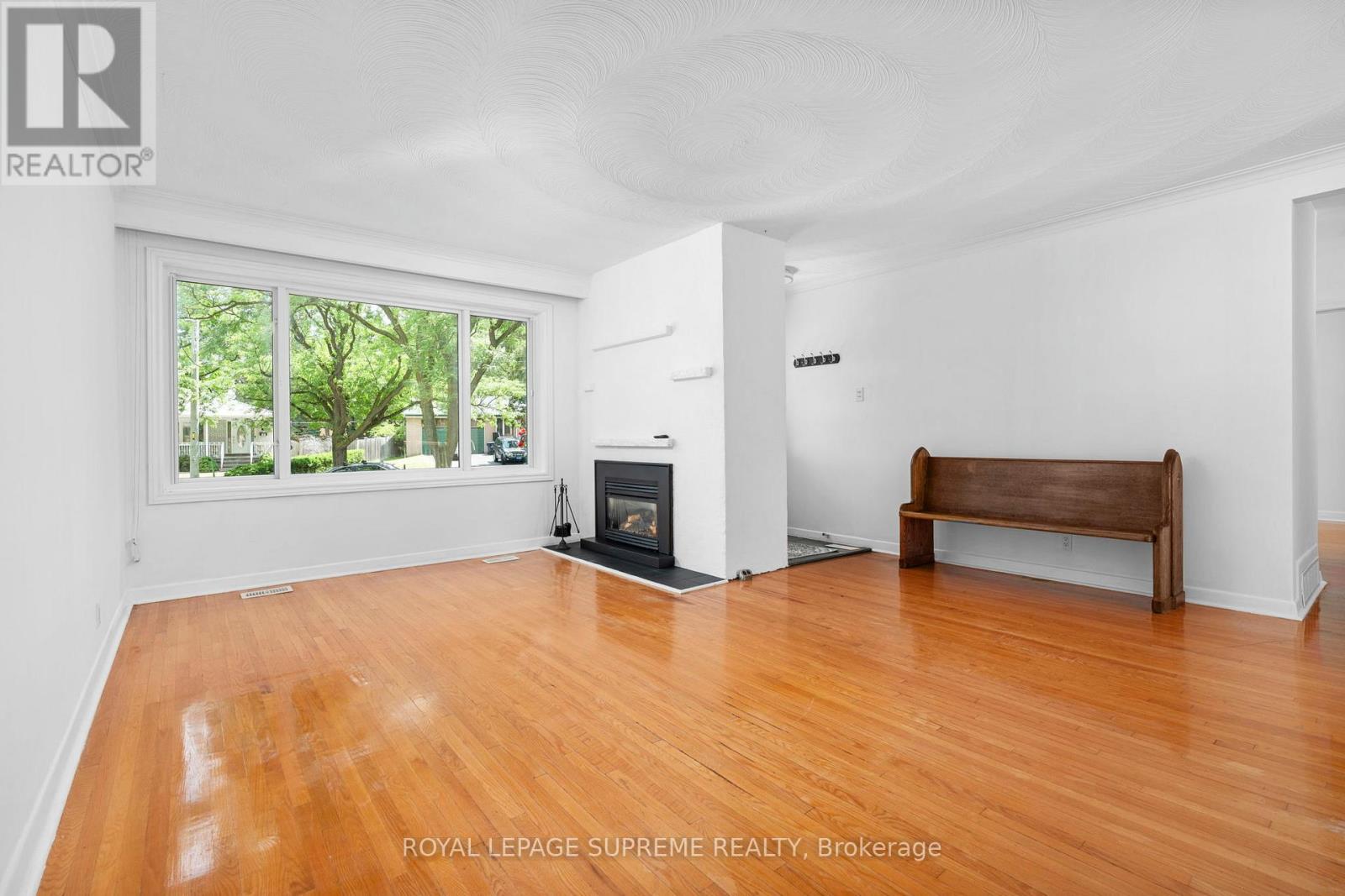 30 BENWAY DRIVE - 8