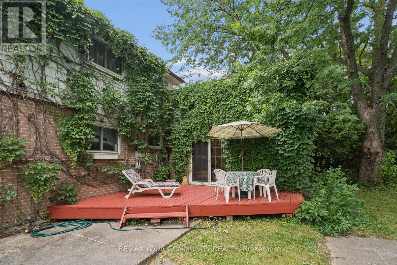 31 DELORAINE DRIVE - 31