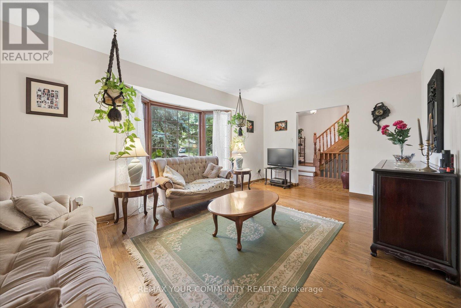 31 DELORAINE DRIVE - 5