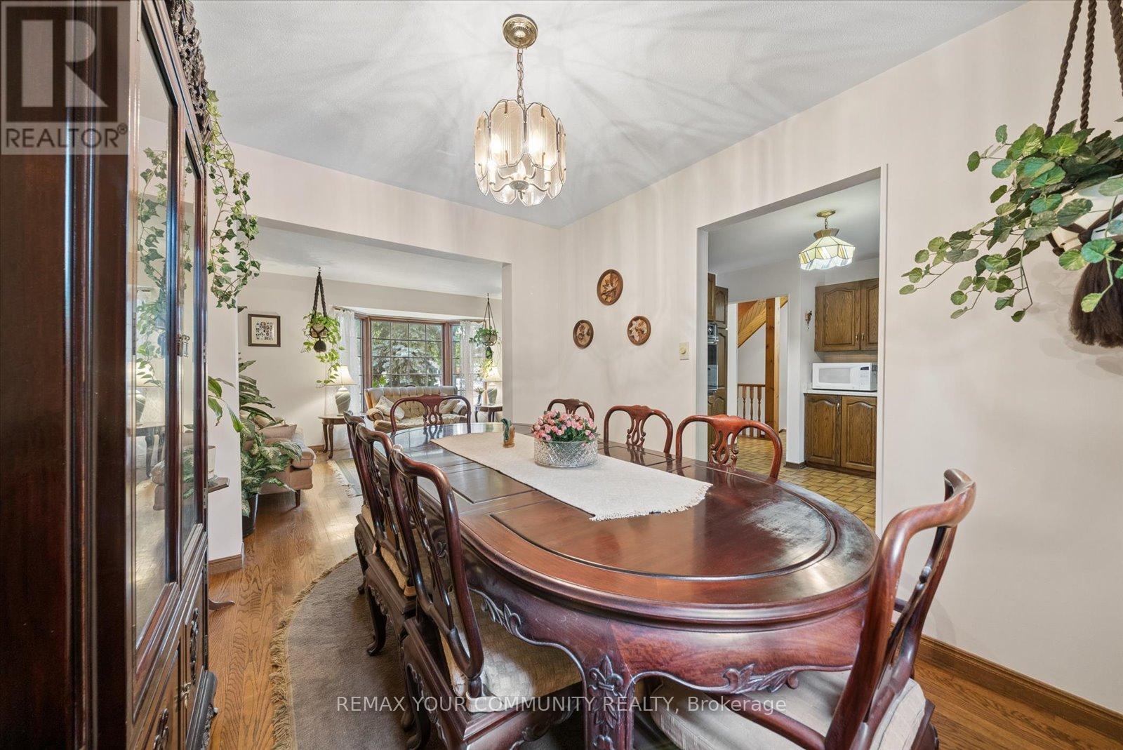 31 DELORAINE DRIVE - 8