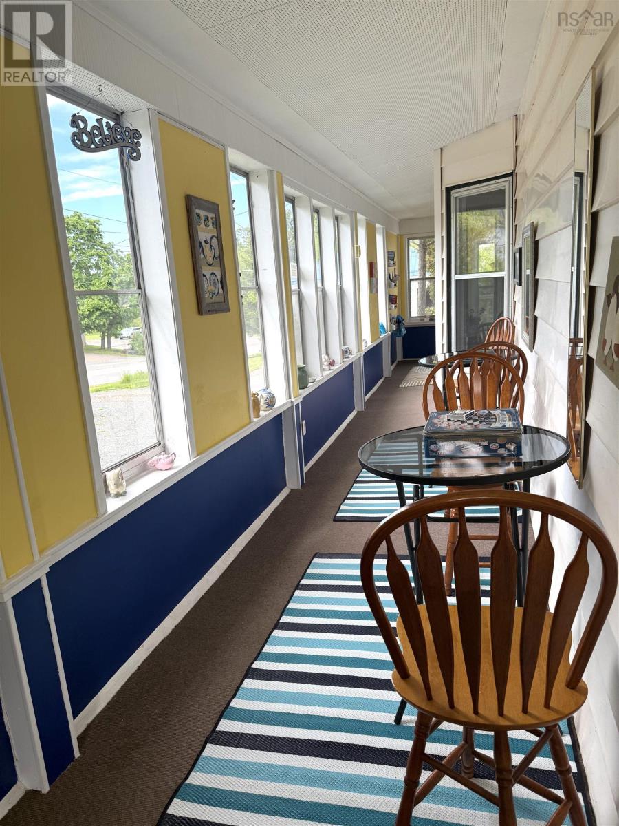 365 Main Street - 18