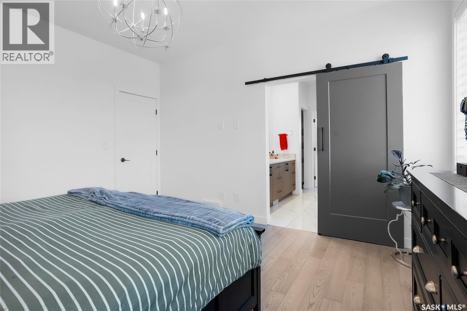 140 Forsey AVENUE - 33