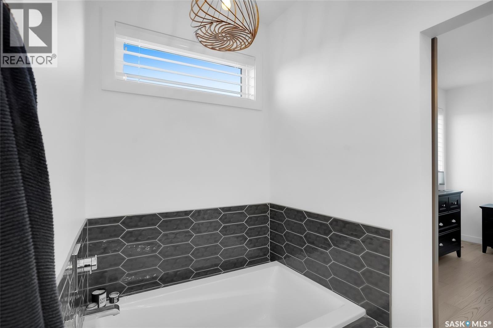 140 Forsey AVENUE - 36