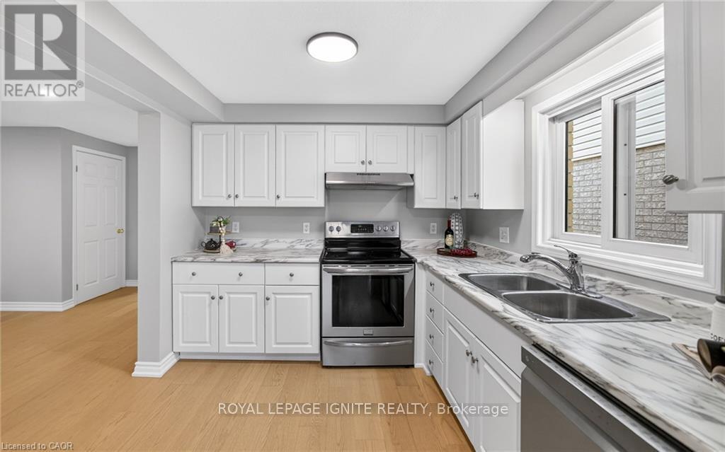 30 BRIDLEWREATH STREET - 22