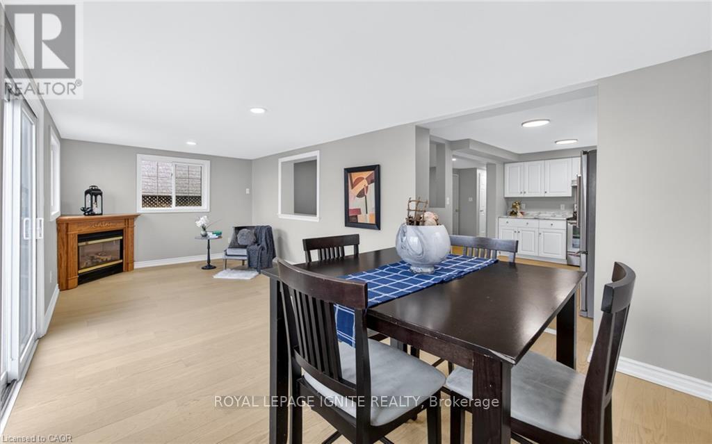 30 BRIDLEWREATH STREET - 30