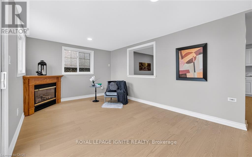 30 BRIDLEWREATH STREET - 31