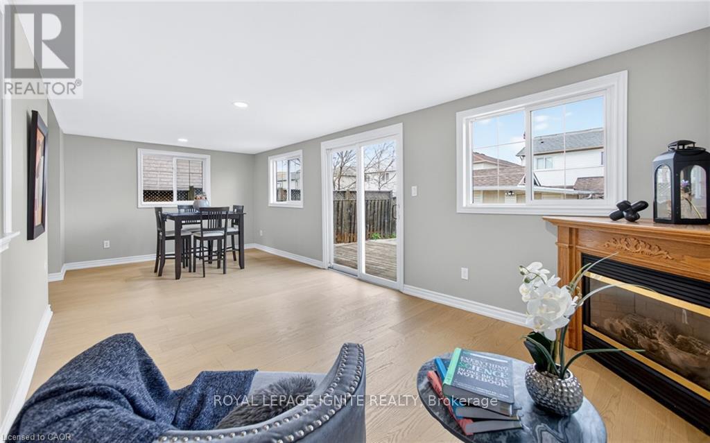 30 BRIDLEWREATH STREET - 35