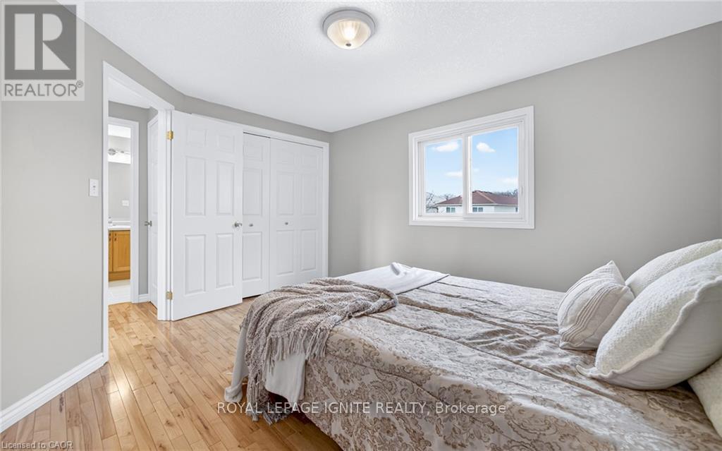 30 BRIDLEWREATH STREET - 47