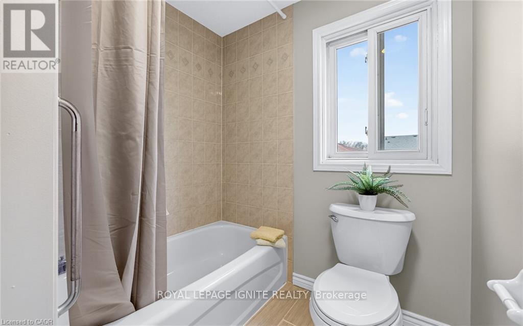 30 BRIDLEWREATH STREET - 49