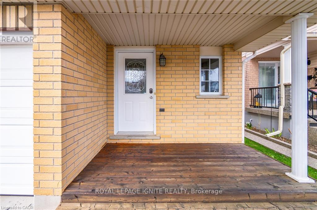 30 BRIDLEWREATH STREET - 6