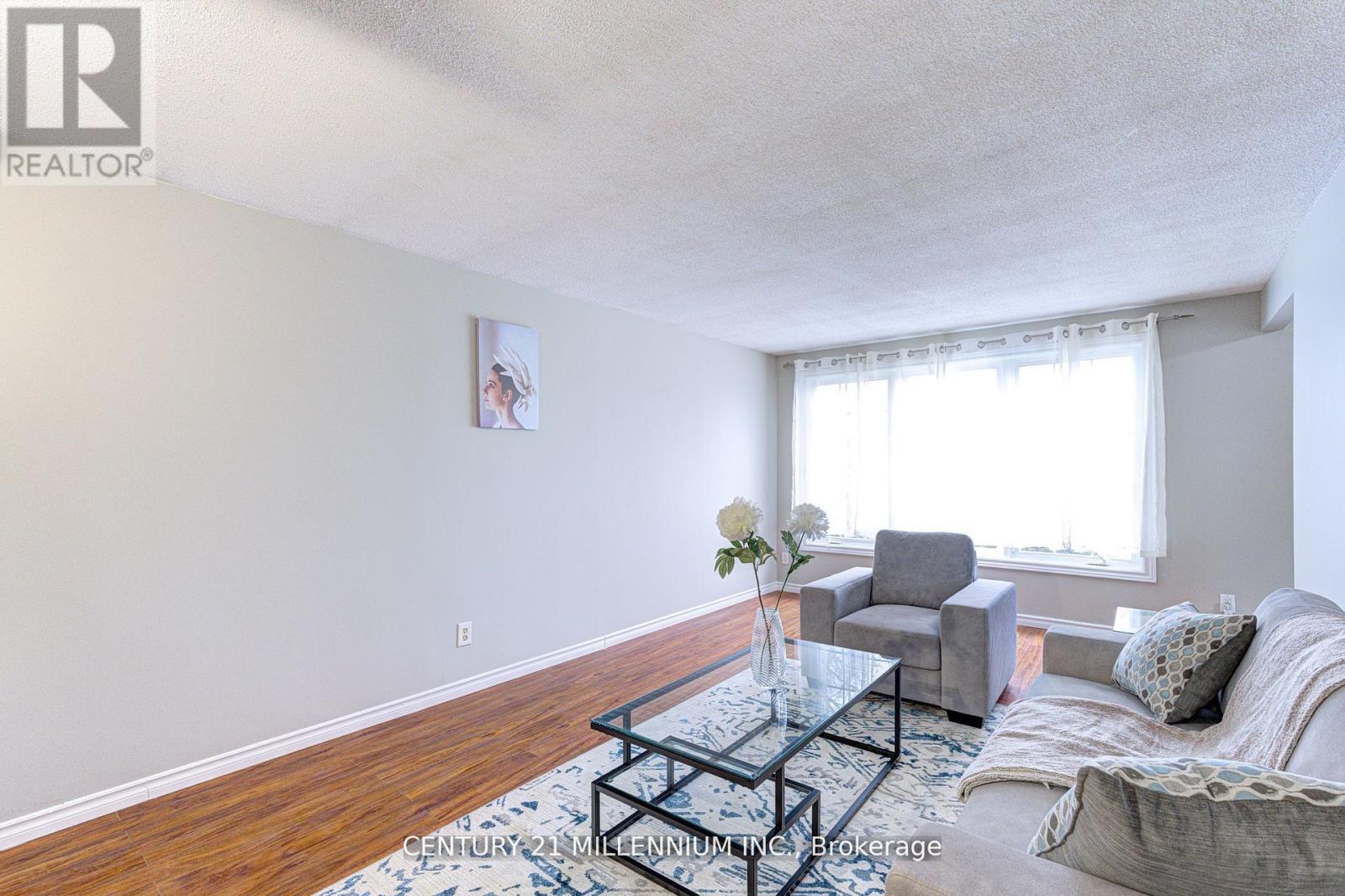 15 NORTHVIEW HEIGHTS DRIVE - 11
