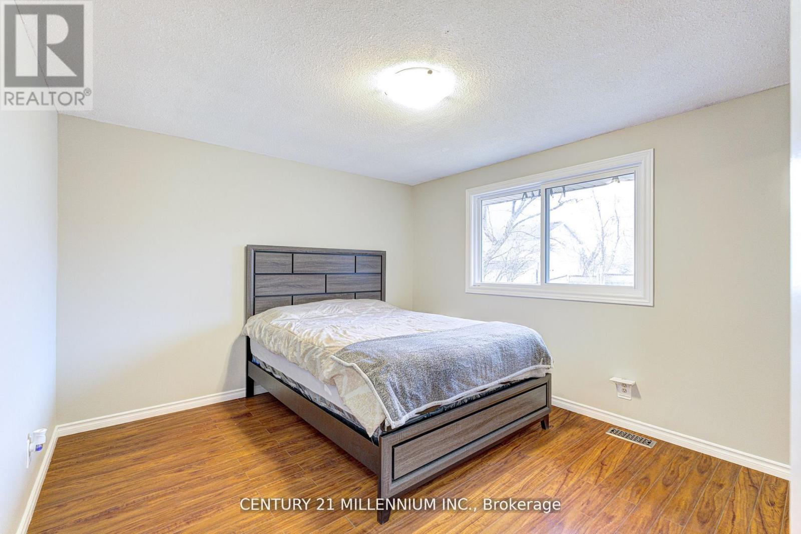 15 NORTHVIEW HEIGHTS DRIVE - 29