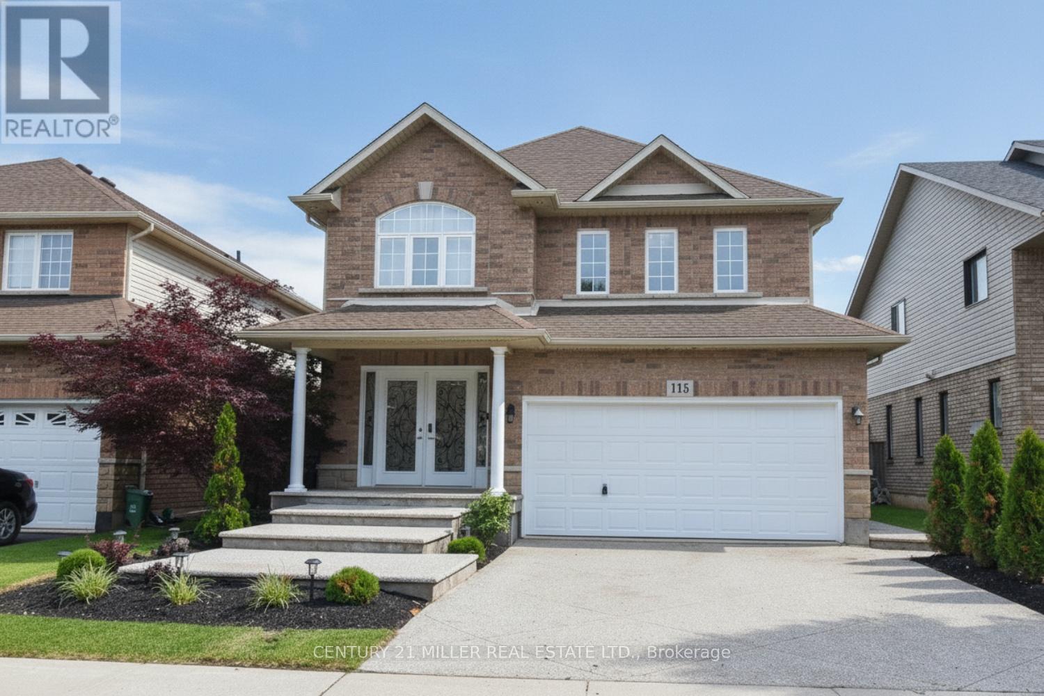 115 BOCELLI CRESCENT - 1
