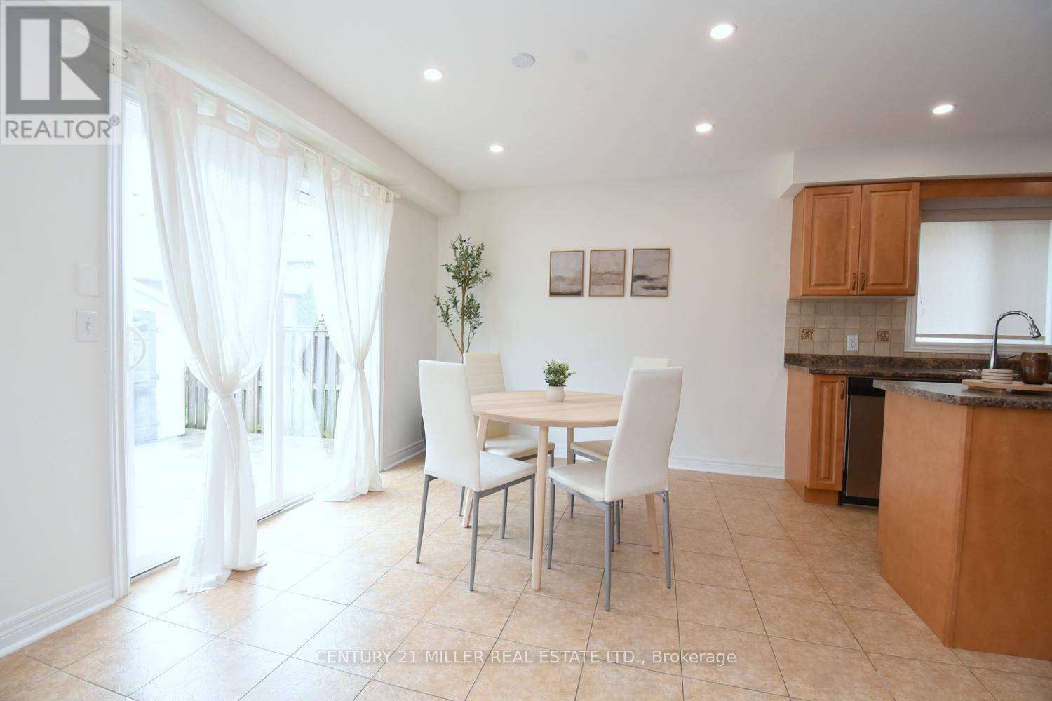 115 BOCELLI CRESCENT - 12