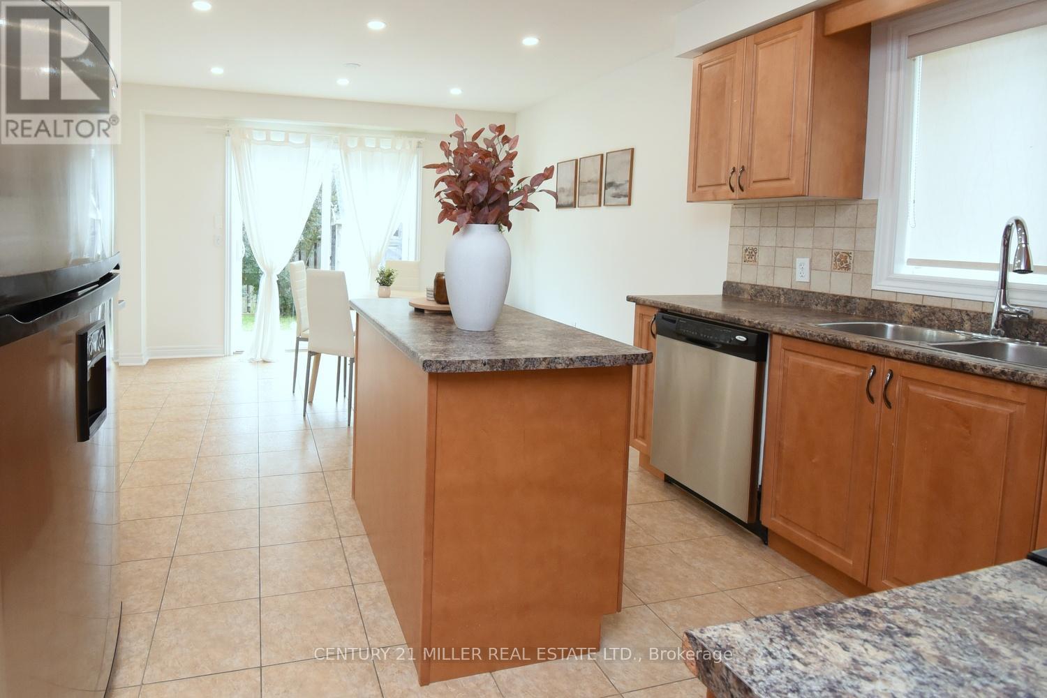 115 BOCELLI CRESCENT - 16