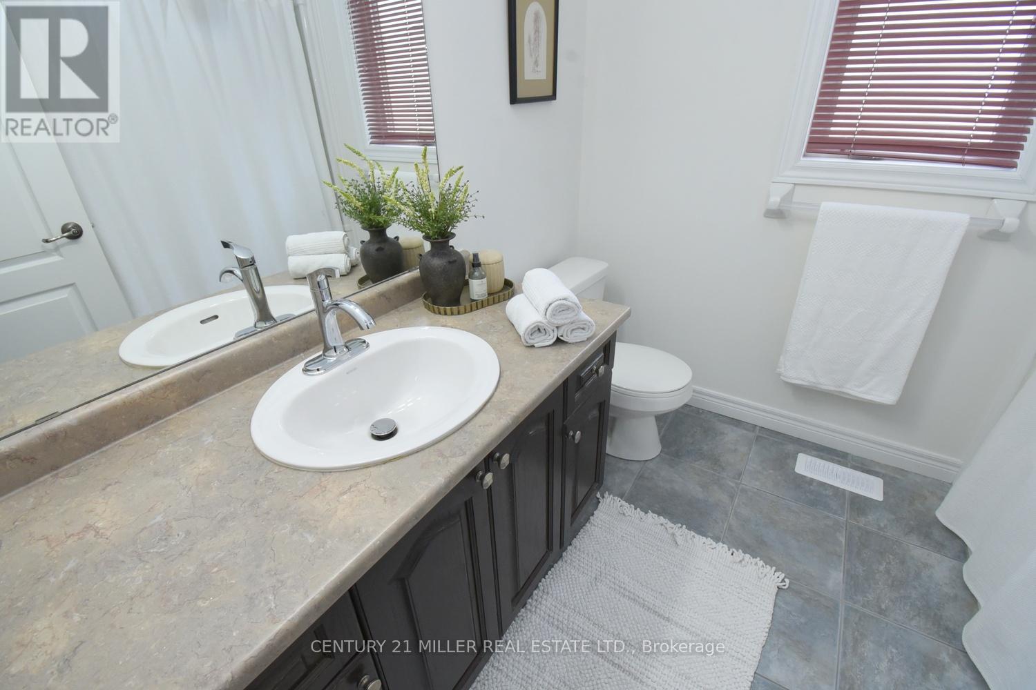 115 BOCELLI CRESCENT - 34