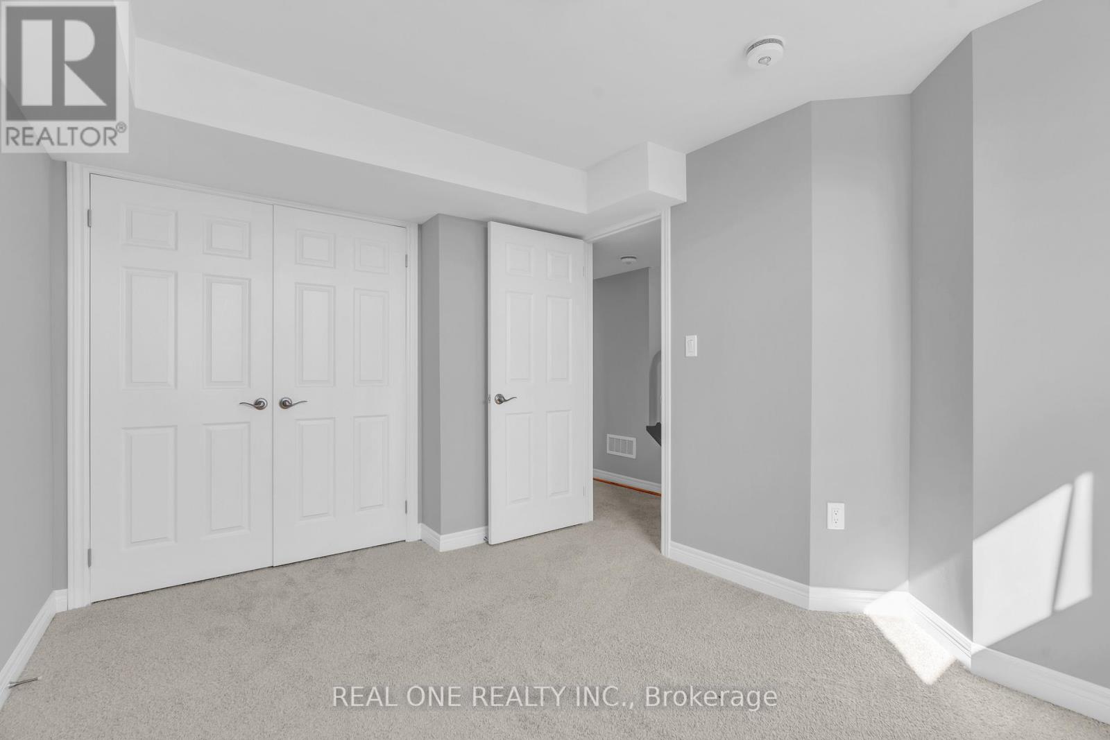 #30A 85 MULLIN DRIVE - 18