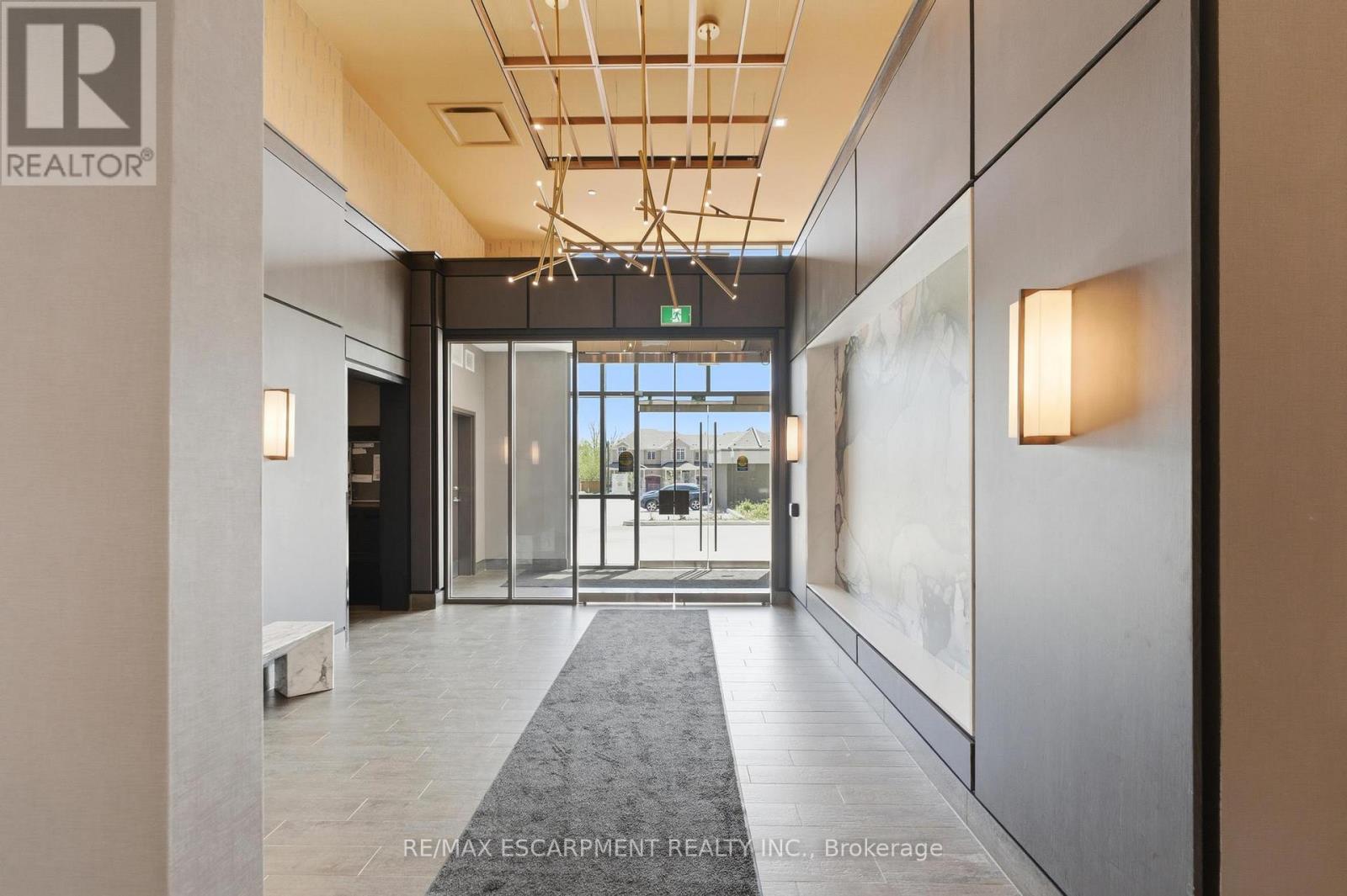 #112 460 DUNDAS STREET E - 23