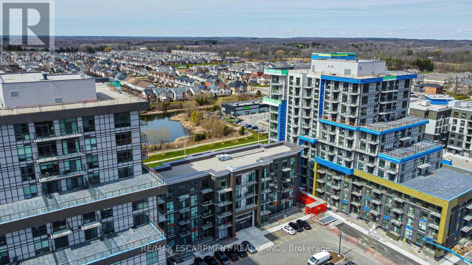 #112 460 DUNDAS STREET E - 28