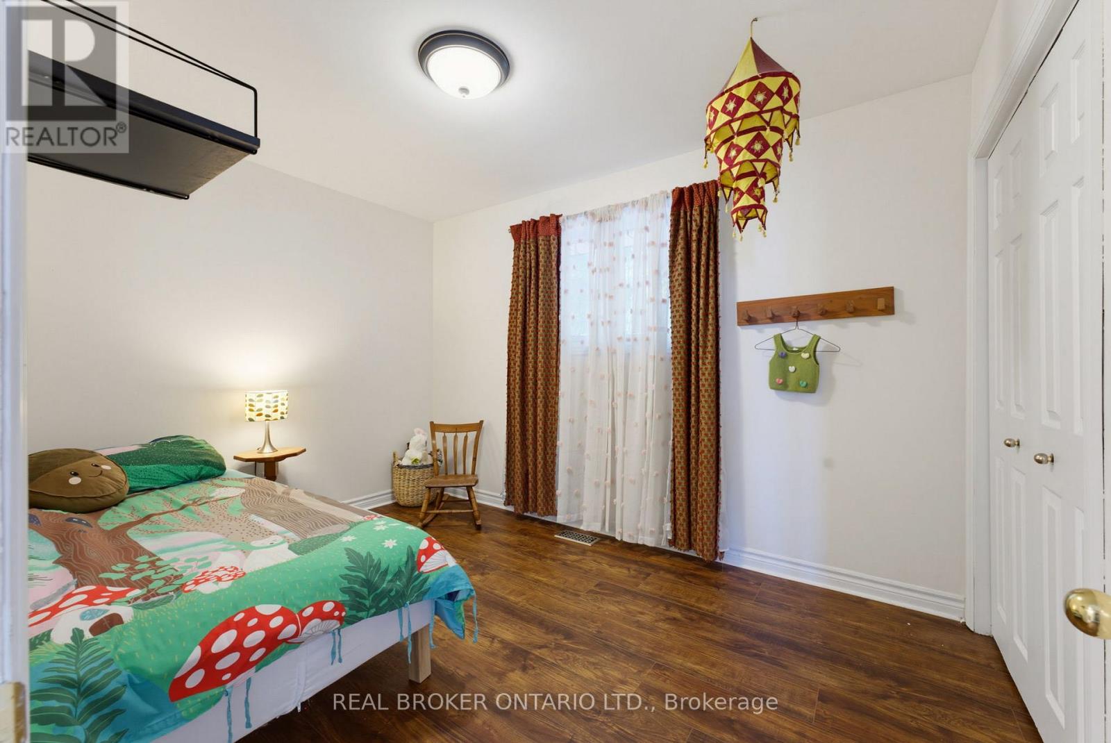 87 BALL STREET - 13