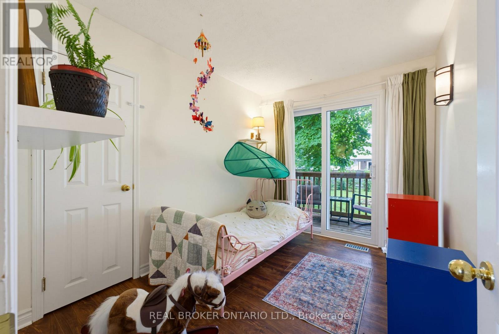 87 BALL STREET - 14