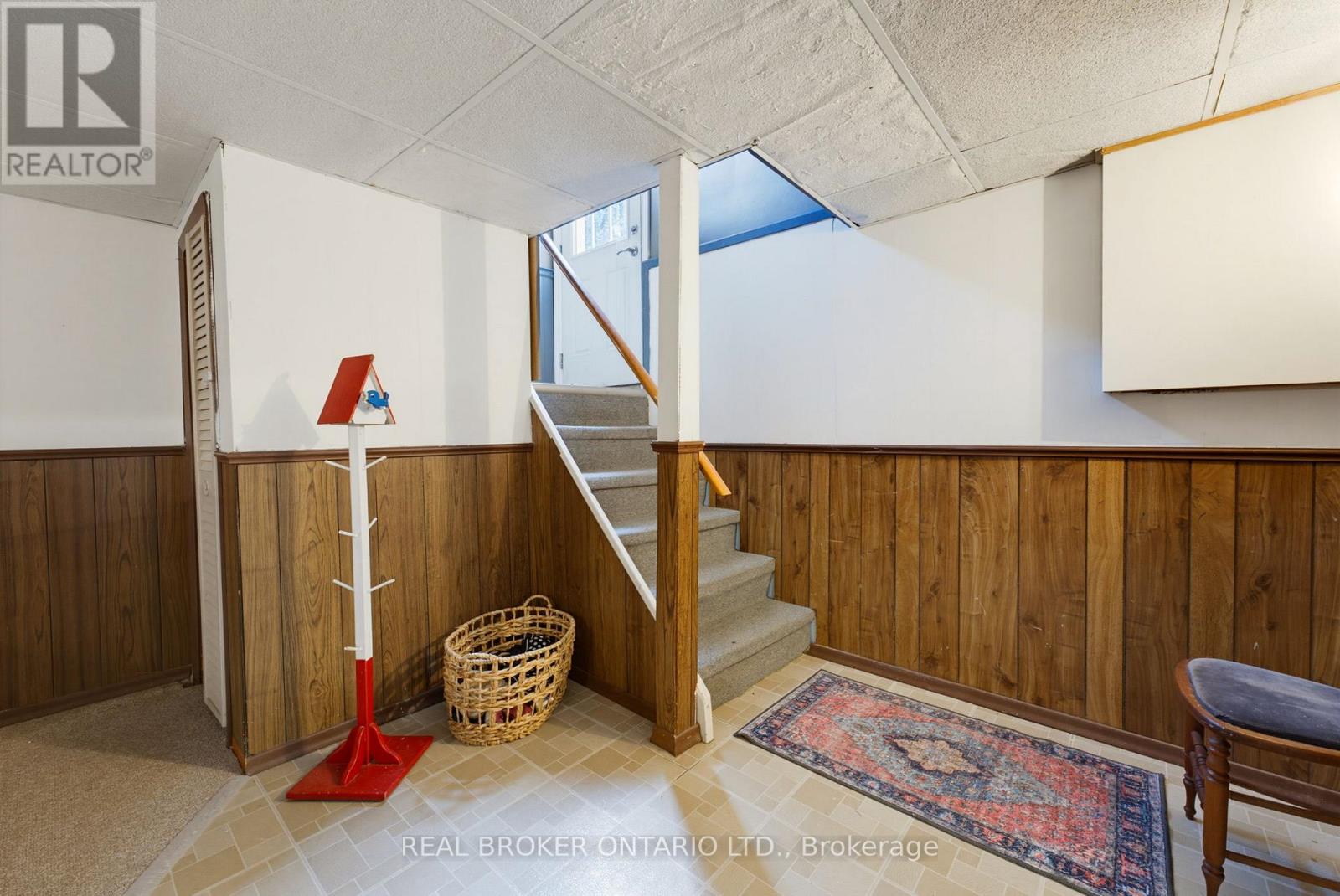 87 BALL STREET - 17