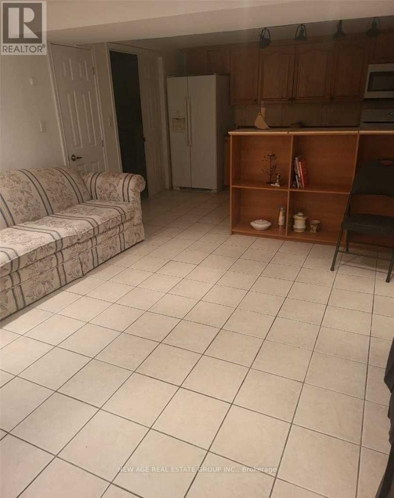 467 LIMERIDGE ROAD W - 7