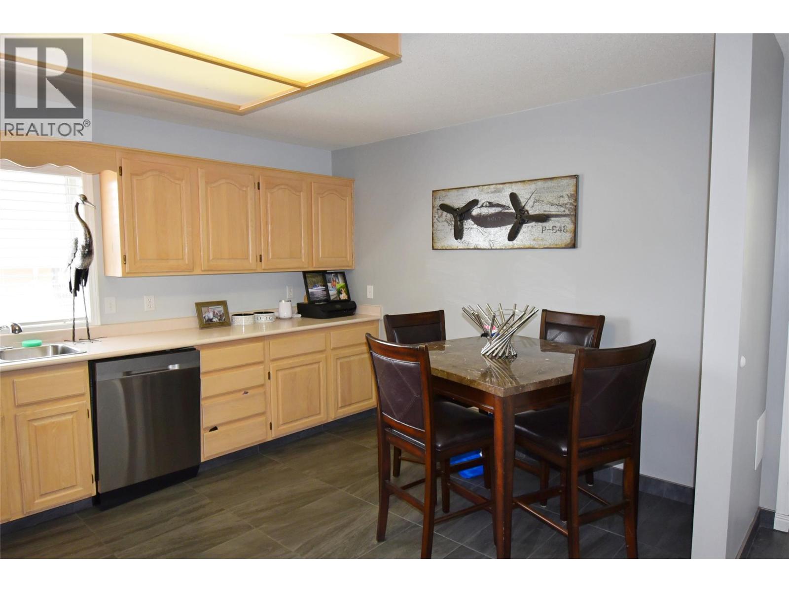 #3 8700 Clerke Road - 8