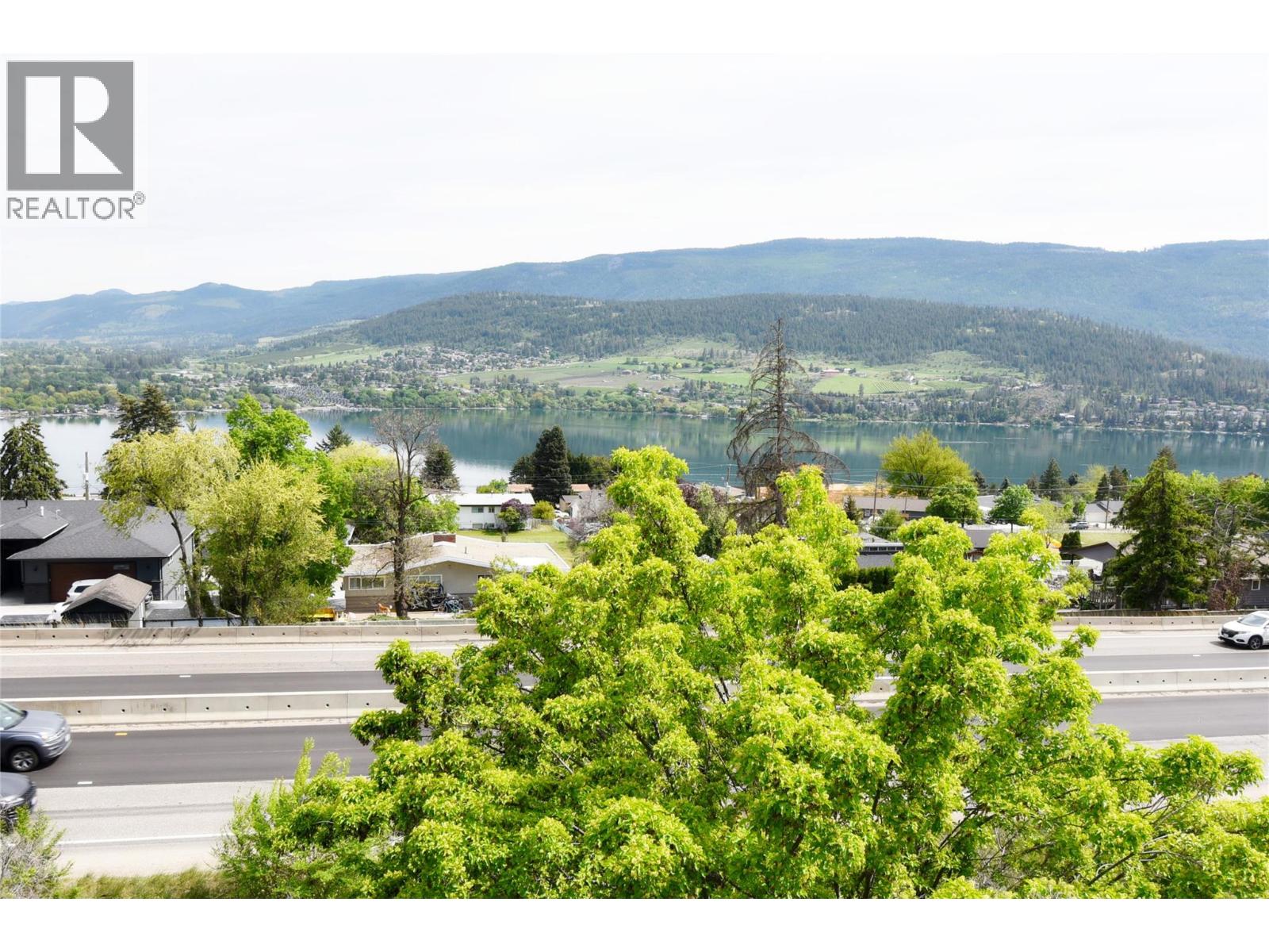 #3 8700 Clerke Road - 28