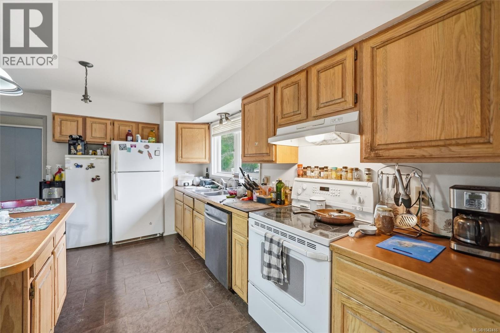 1144 Bellevue Rd - 7