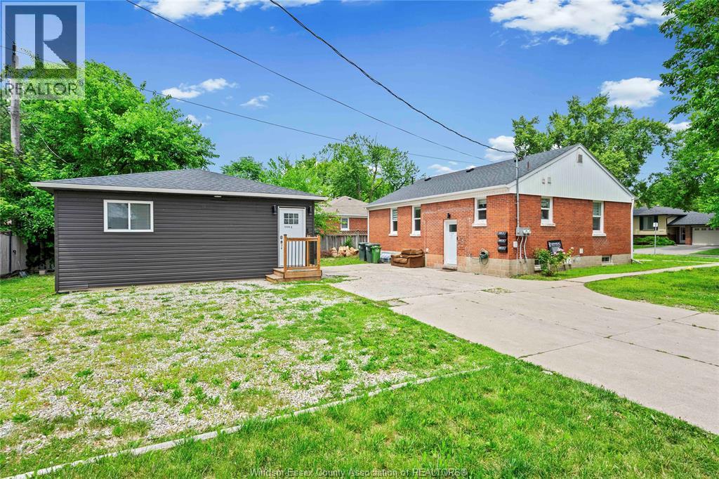 3495 LONGFELLOW AVENUE - 1