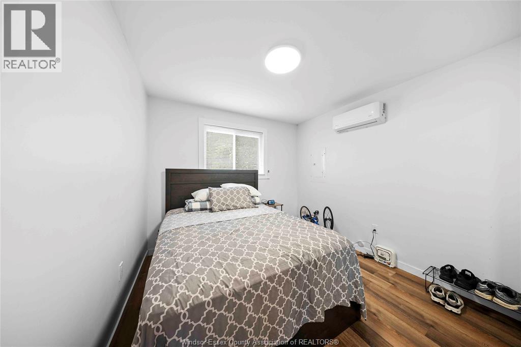 3495 LONGFELLOW AVENUE - 19