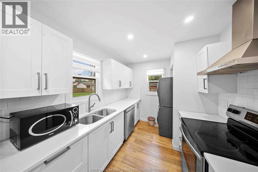 3495 LONGFELLOW AVENUE - 29