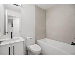 20473 69 Avenue, Langley, BC V2Y1R2 Photo 36