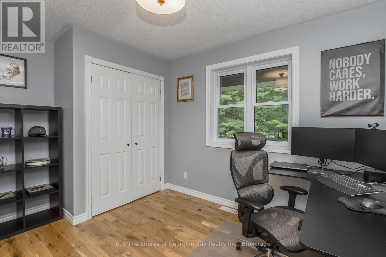 2367 MACDONALD ROAD - 30