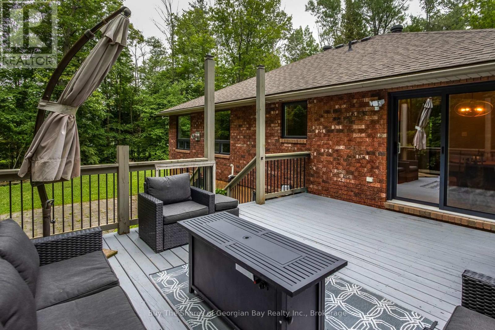 2367 MACDONALD ROAD - 36