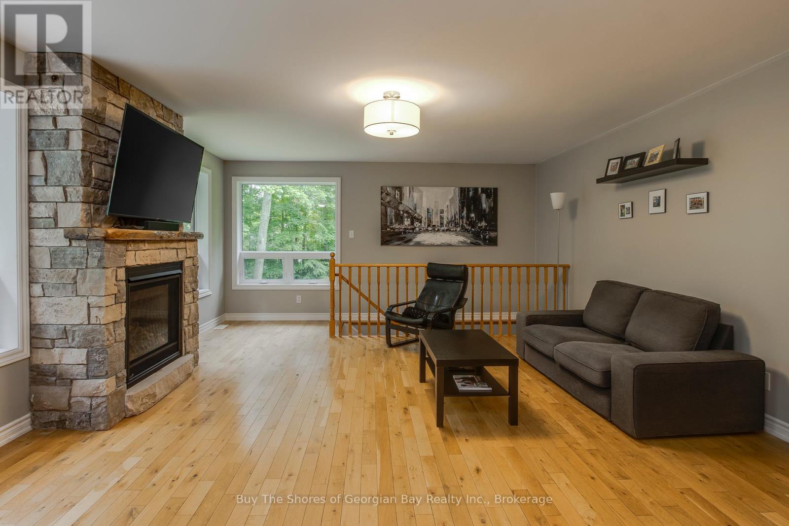 2367 MACDONALD ROAD - 7