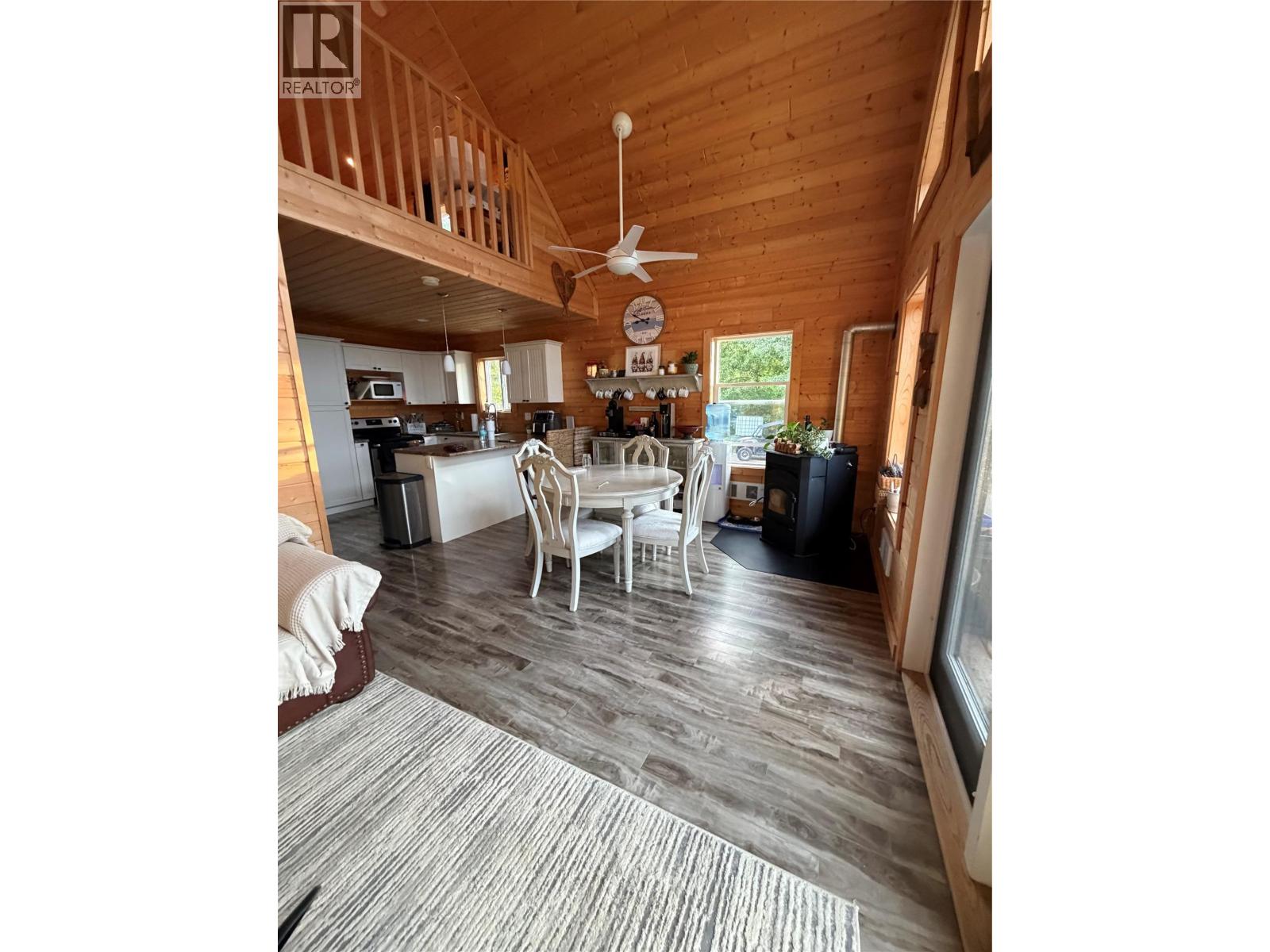 6808 Moberly Lake Road S - 7