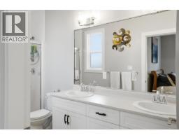 751 James Pl, Ladysmith, BC V9G1W2 Photo 20