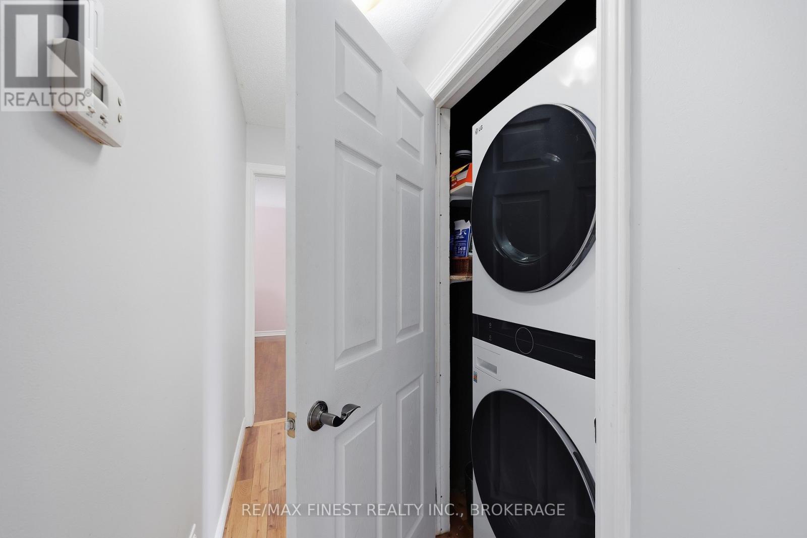 2518 RIDEAU FERRY ROAD - 23