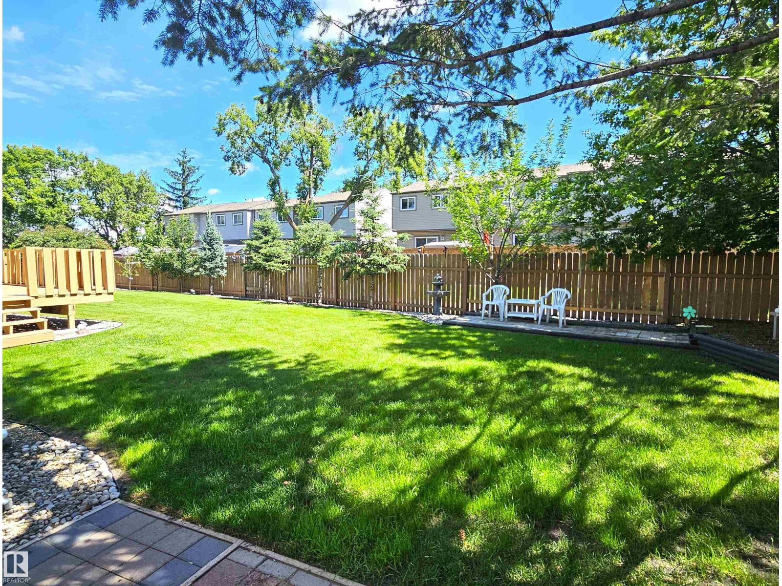 2433 89 ST NW - 51