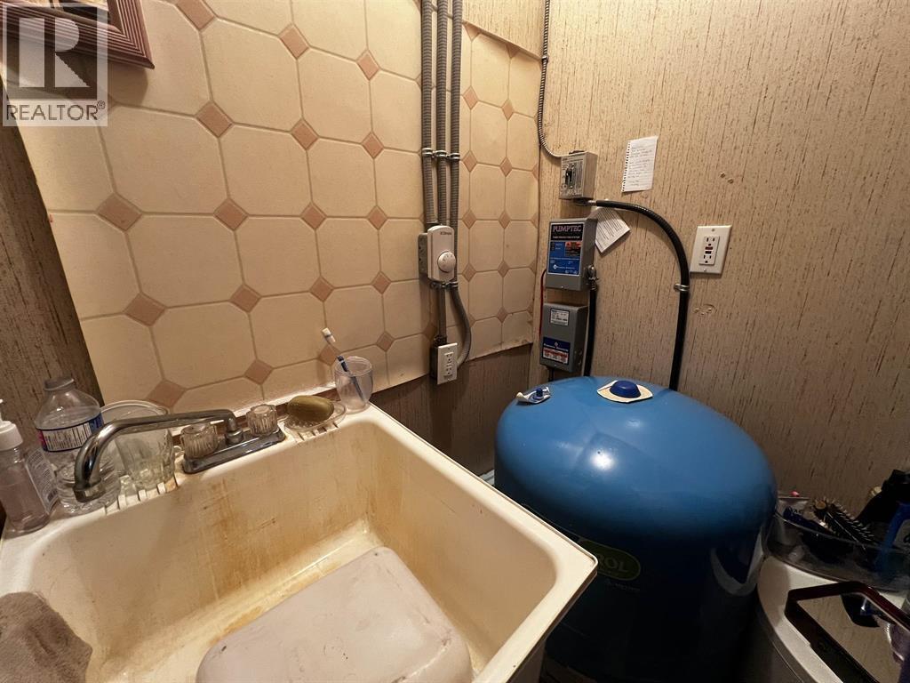 1005 LAKEVIEW ROAD - 20