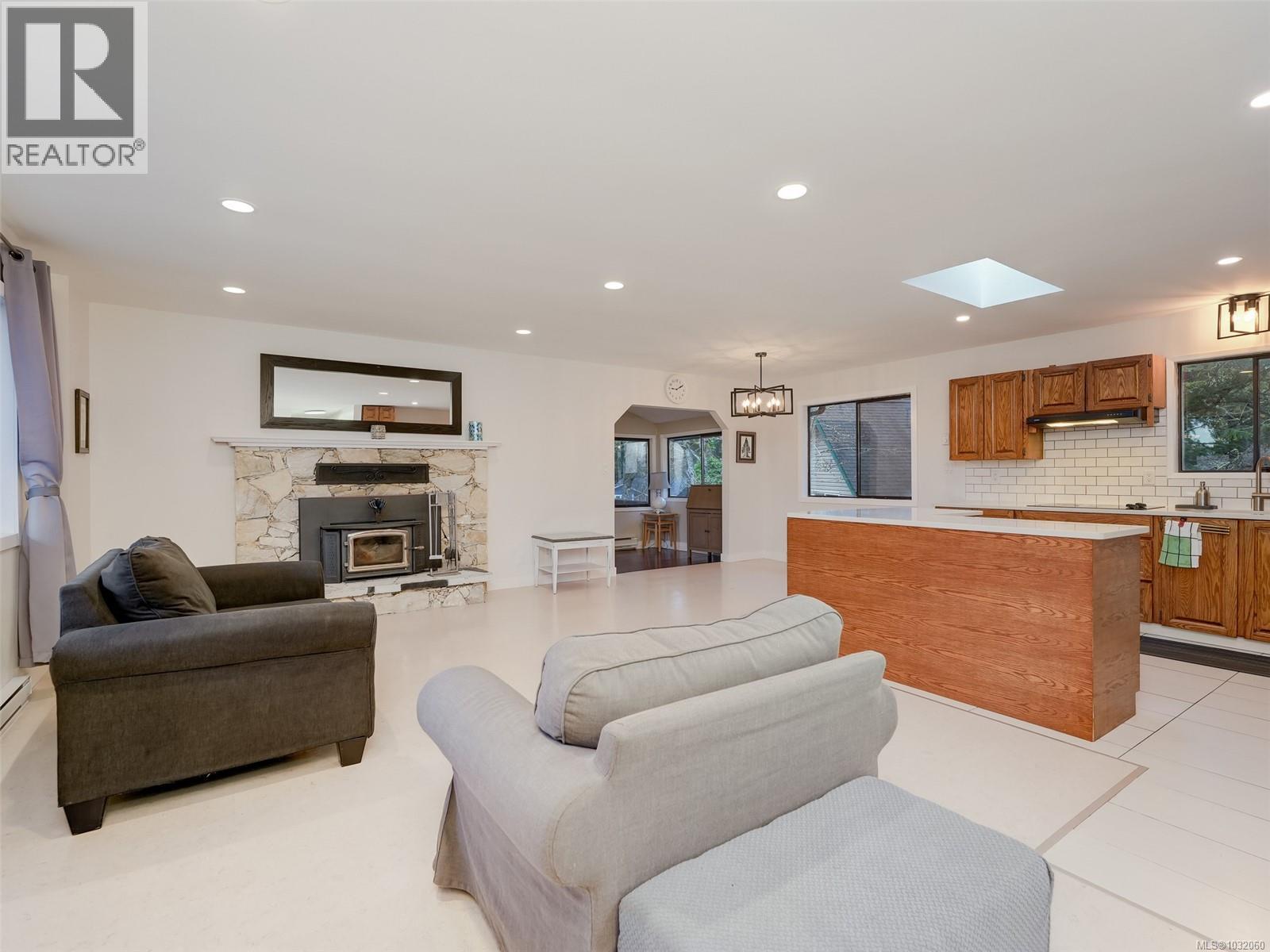 905 Gade Rd - 4
