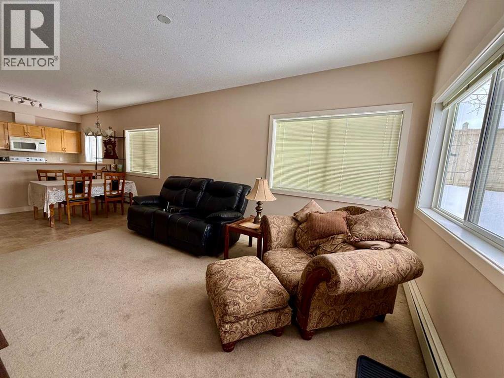 #102 109 Seabolt Drive - 7